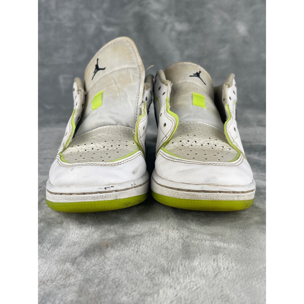 Jordan 1 Low SE Sneakers Youth 5Y White Electric Green Fair DV1324-117 Low Top - Picture 2 of 8